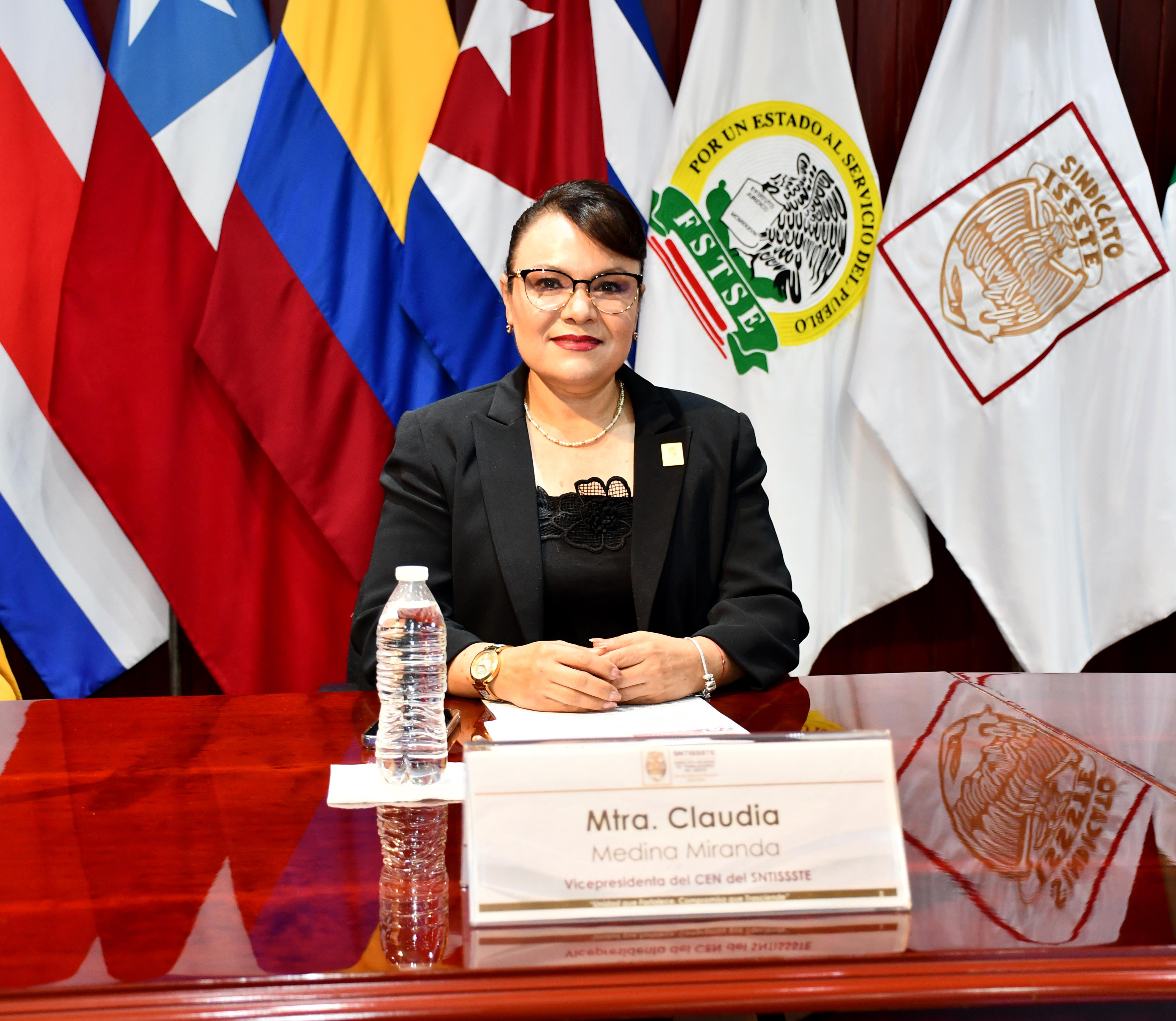 "1er Diplomado de Administración y Docencia en lo Servicios de Enfermeria"